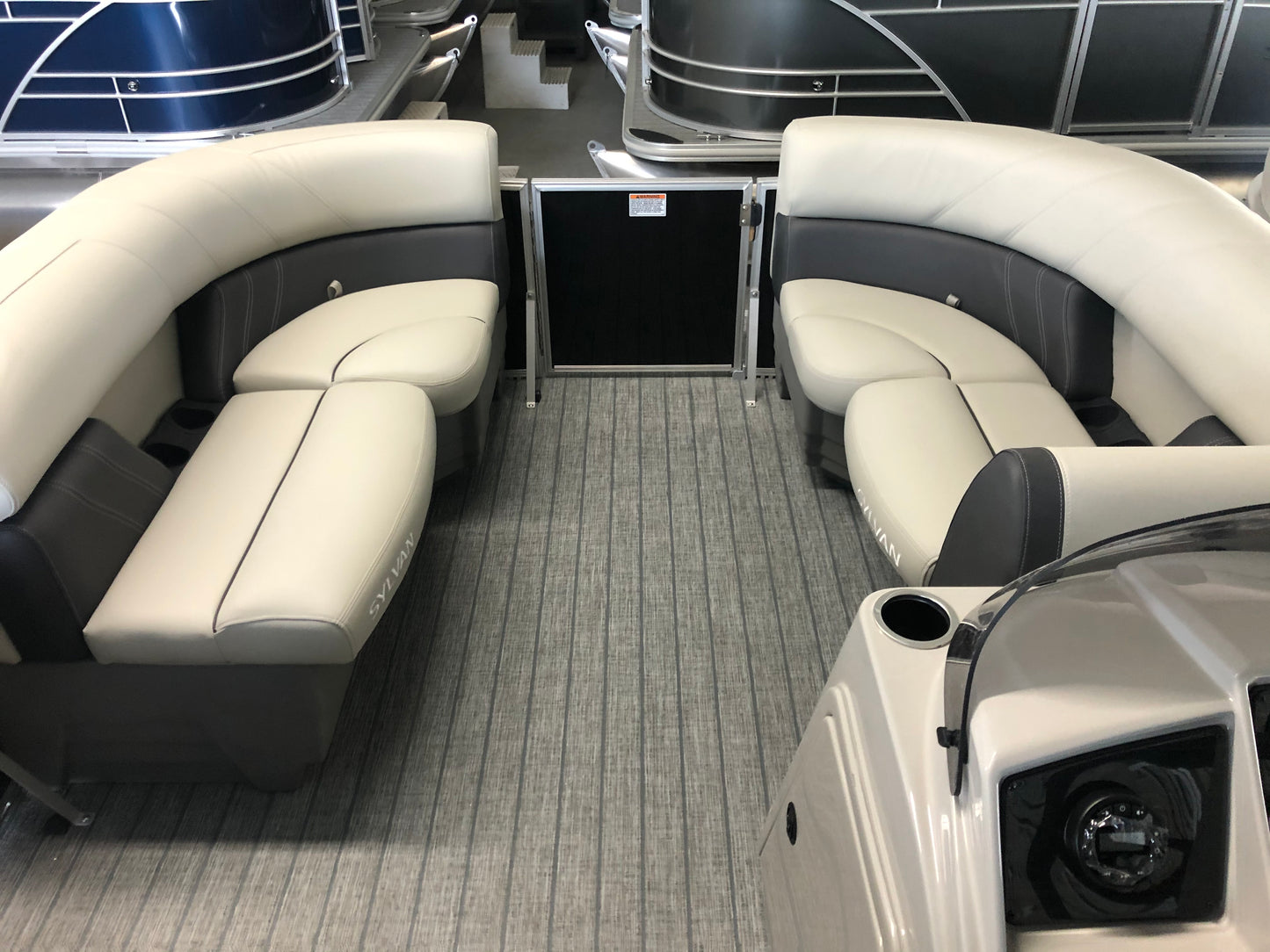 2025 Sylvan 20' Pontoon 820 Mirage LZ With Mercury 60HP CT