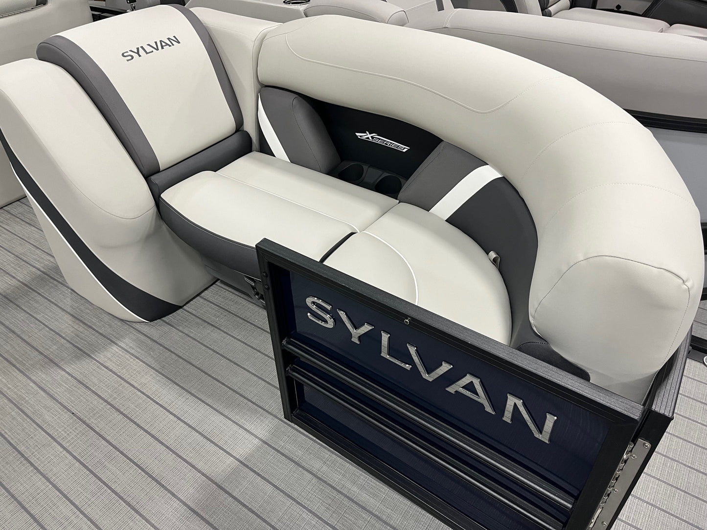 2024 Sylvan 23' X3 CLZ Tritoon With 250HP Mercury