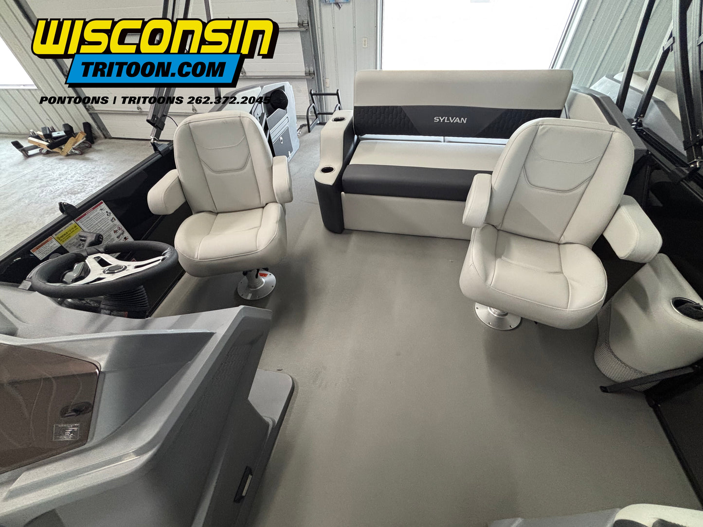 2026 Sylvan 20' Tritoon R20 CLZ DH