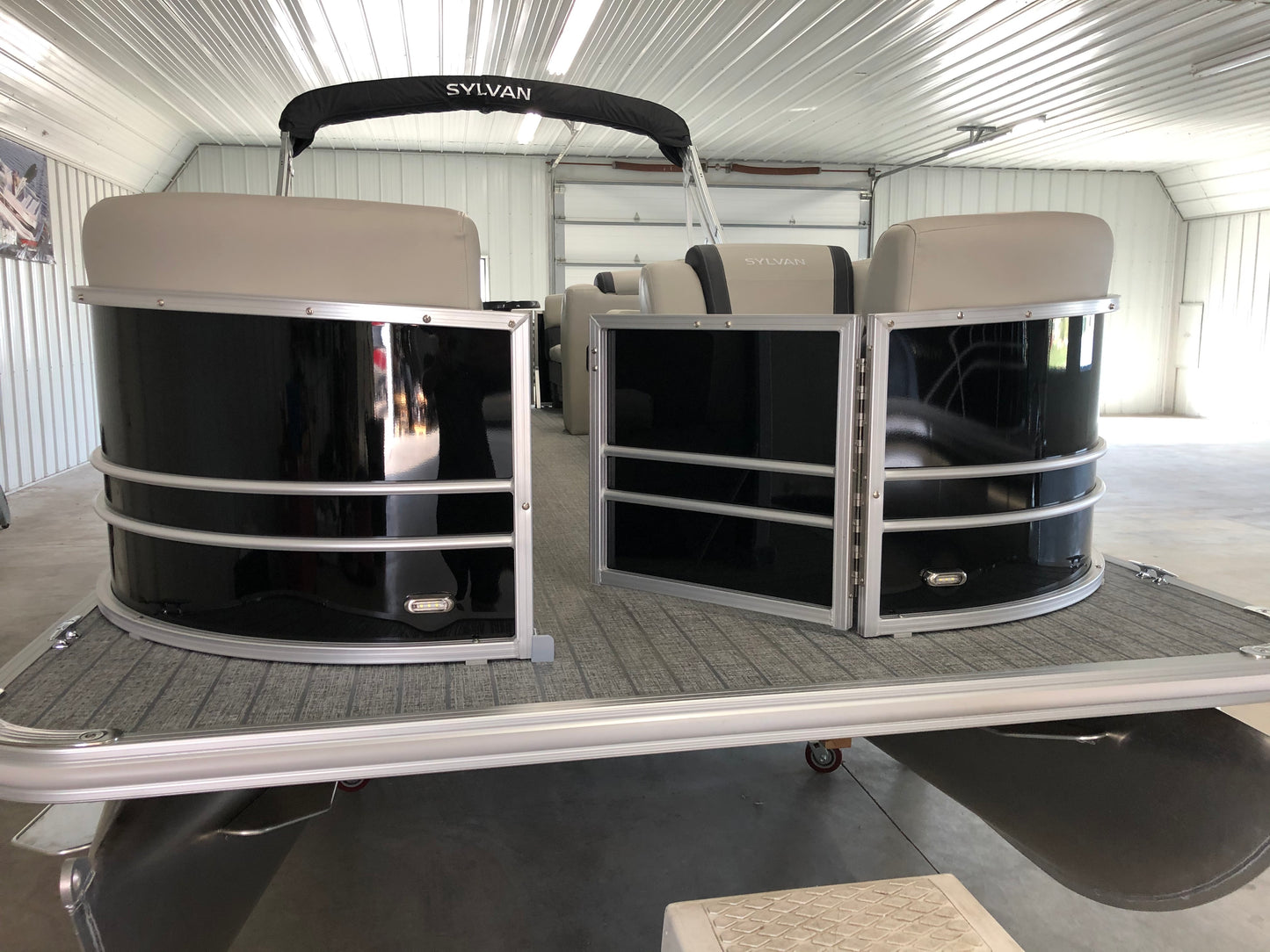 2025 Sylvan 22' Pontoon 822 Mirage LZ With Mercury 60HP CT