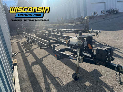 Hoosier Hydraulic Tritoon Scissor Trailer BX325TT-12 5500LB Capacity