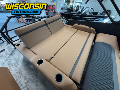 2026 Sylvan 23' L3 ULZ Swingback Platinum Edition Fiberglass Tritoon