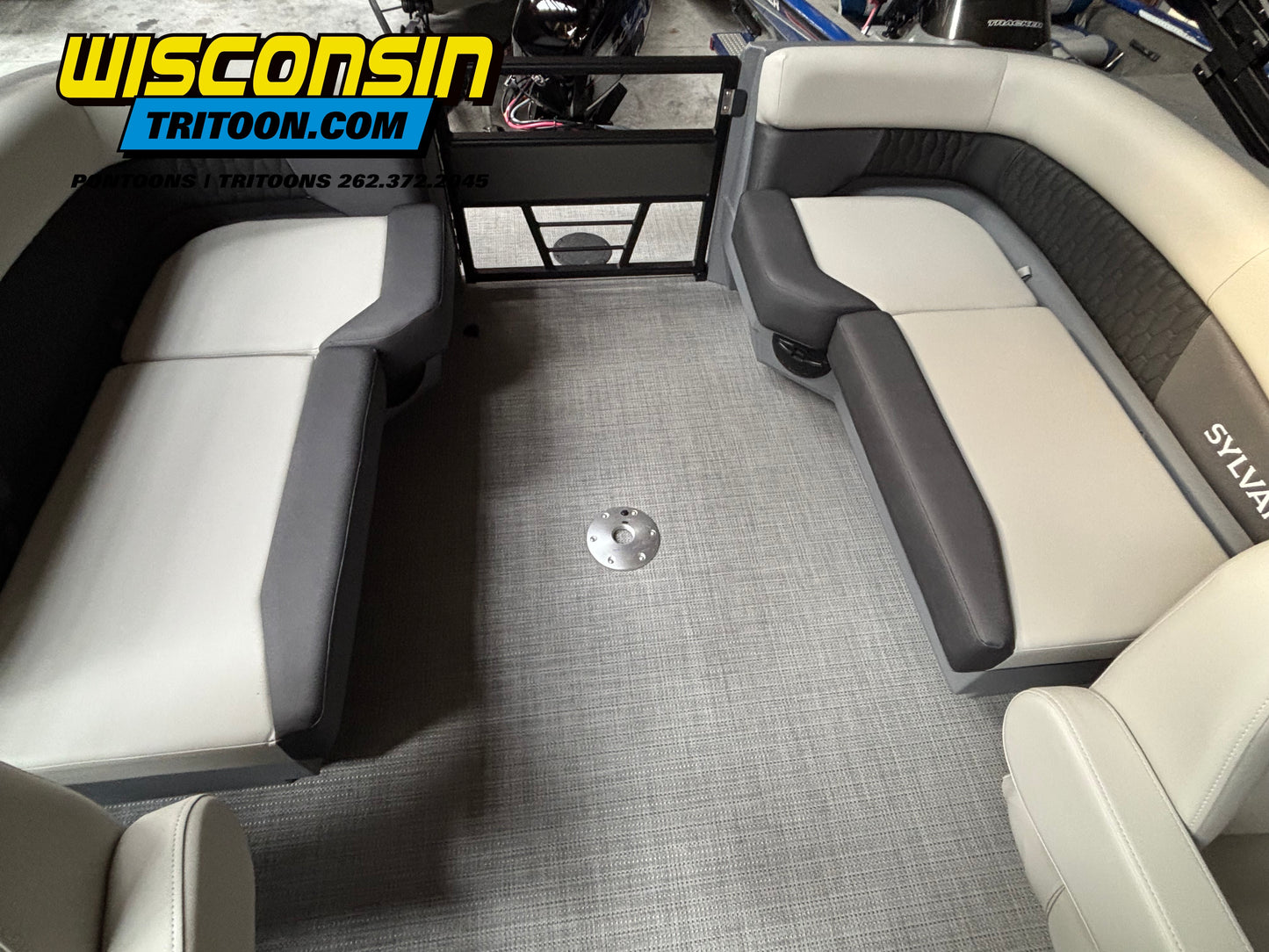 2026 Sylvan 20' Tritoon R20 LZ DH