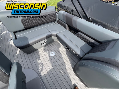 2026 Sylvan 23' L3 DLZ Bar Platinum Edition Fiberglass Tritoon