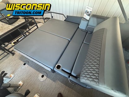 2026 Sylvan 23' L3 DLZ Bar Platinum Edition Fiberglass Tritoon