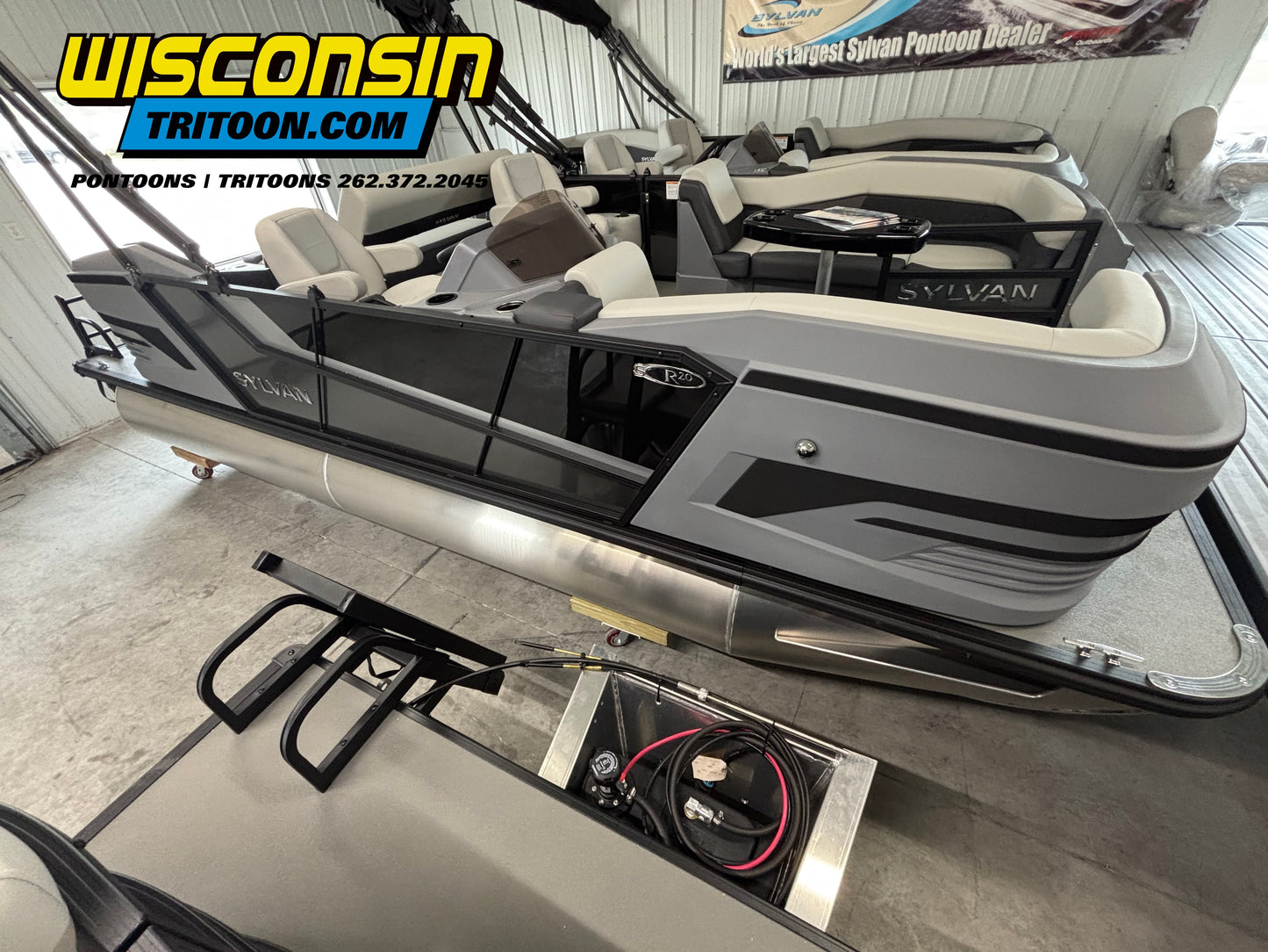 2026 Sylvan 20' Tritoon R20 CLZ DH