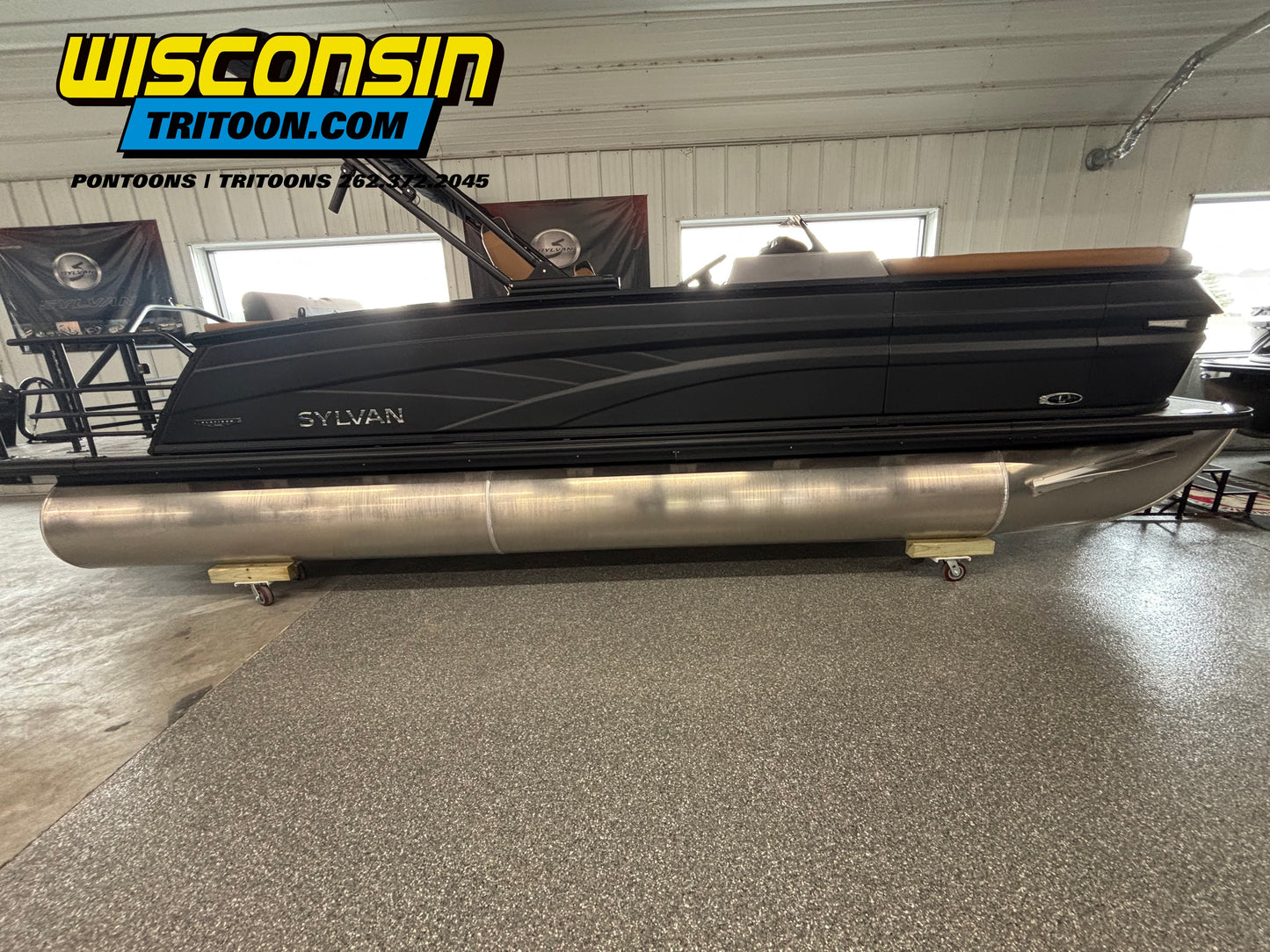 2026 Sylvan 23' L3 DLZ Platinum Fiberglass Tritoon