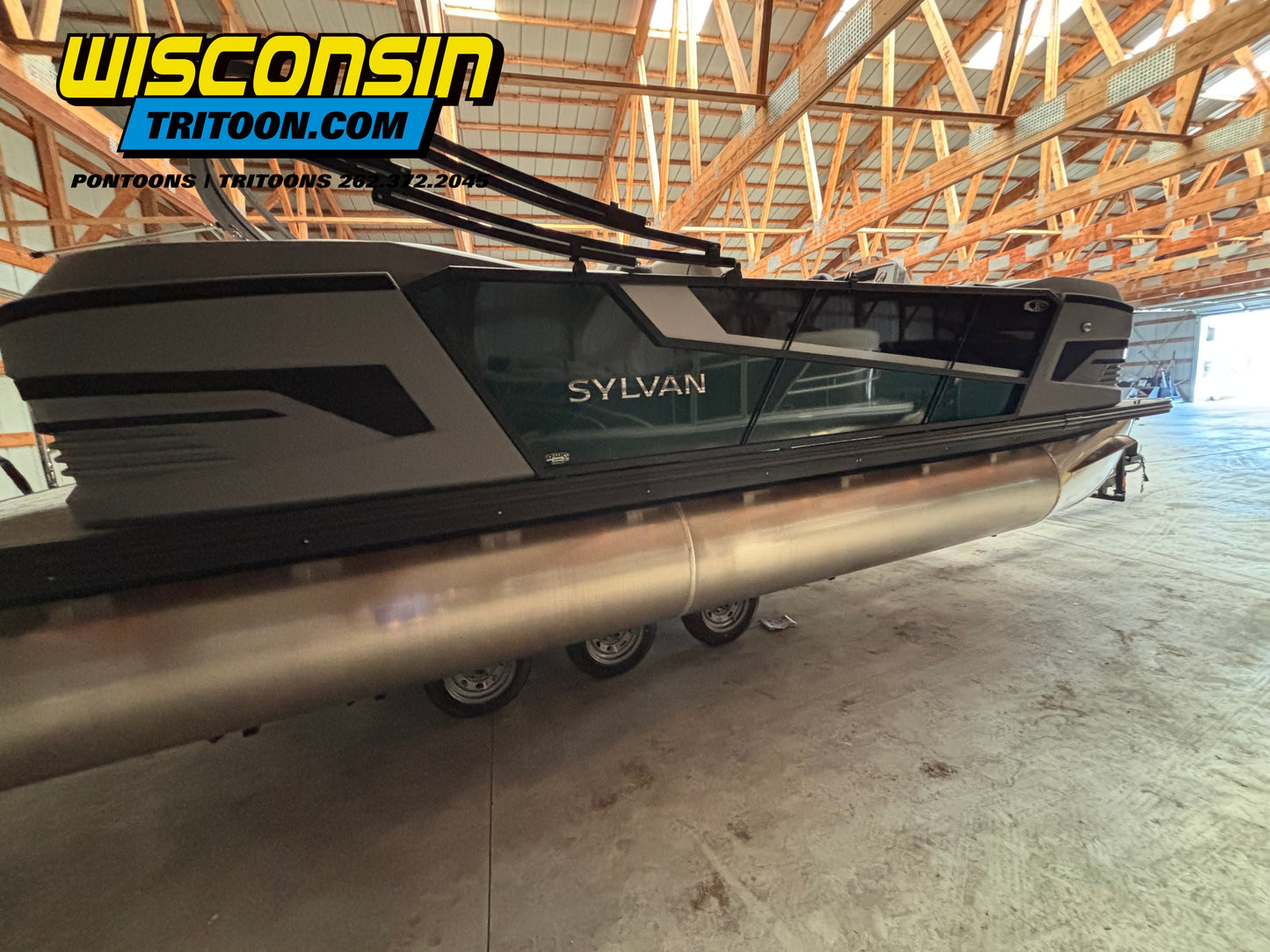 2026 Sylvan 22' Tritoon R22 DH