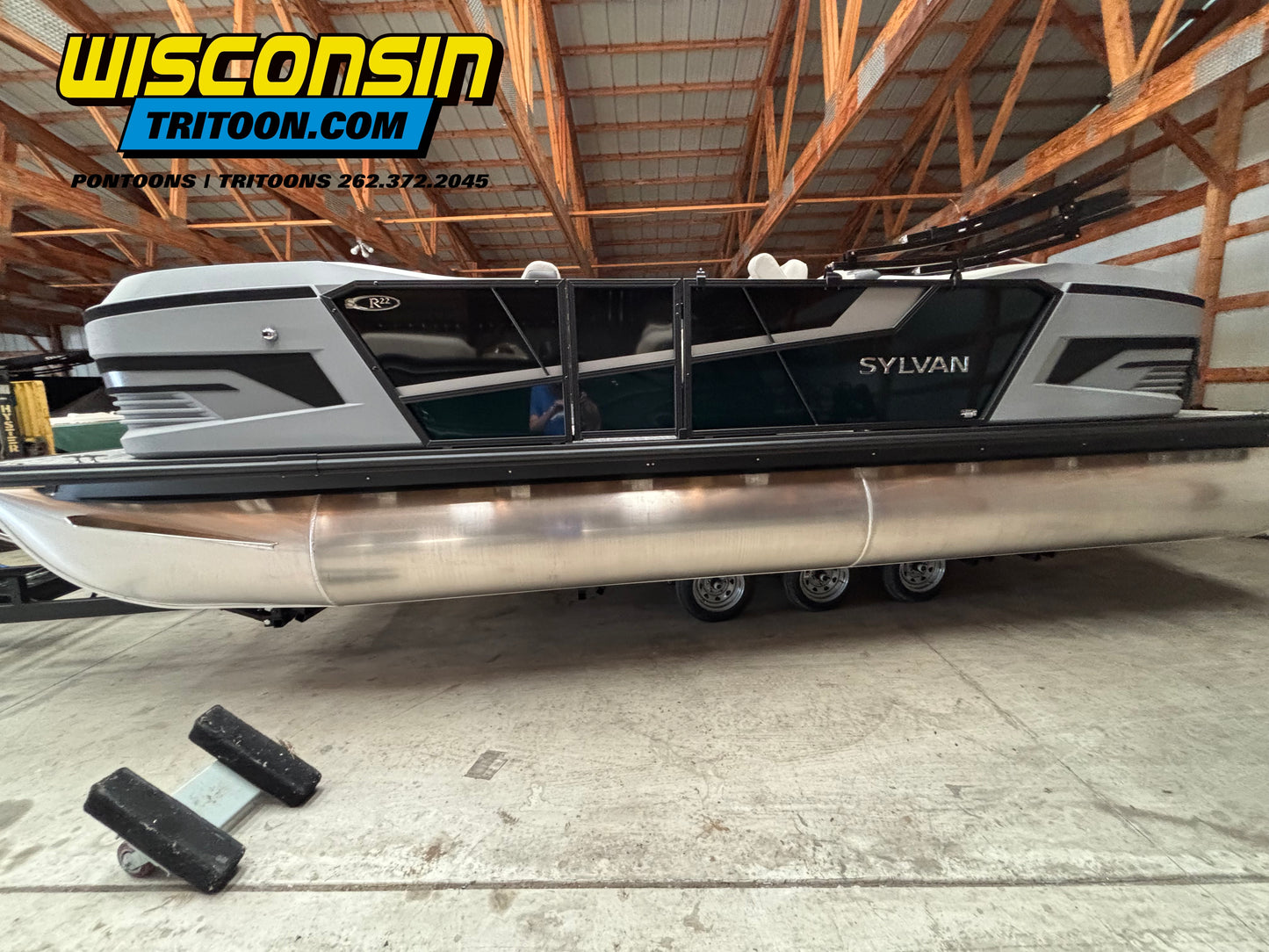 2026 Sylvan 22' Tritoon R22 DH