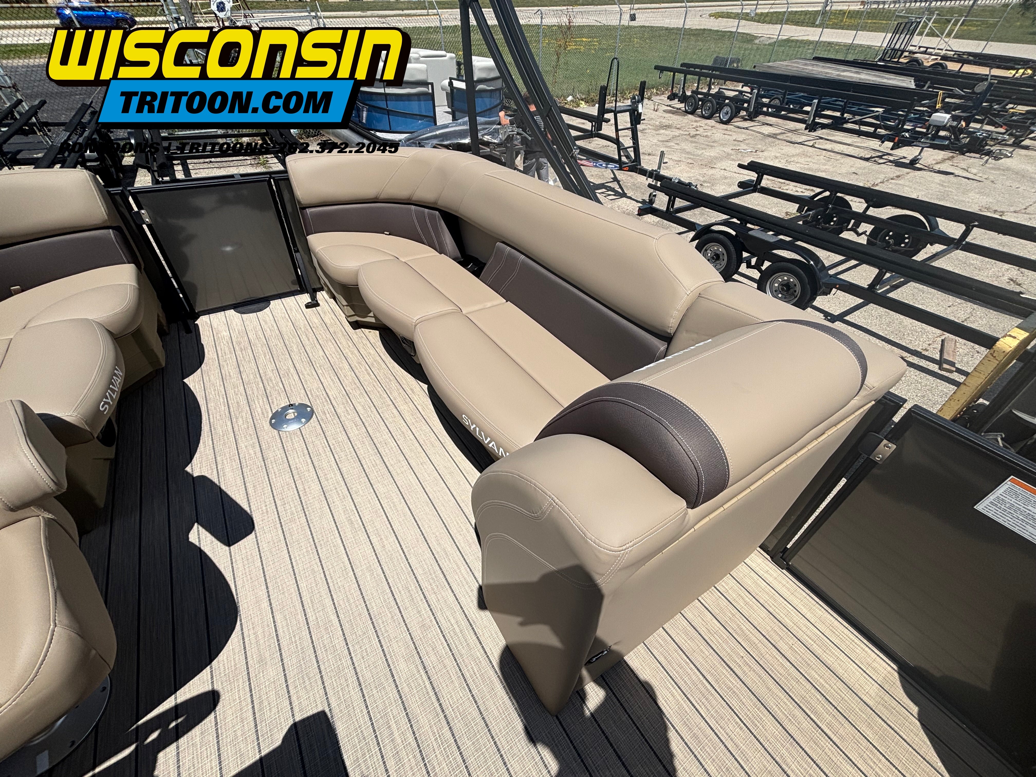 2026 Sylvan 20' Tritoon 820 Mirage LZ CR – Wisconsintritoon.com