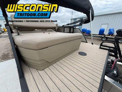 2026 Sylvan 22' Tritoon 822 Mirage CLZ DH Swingback