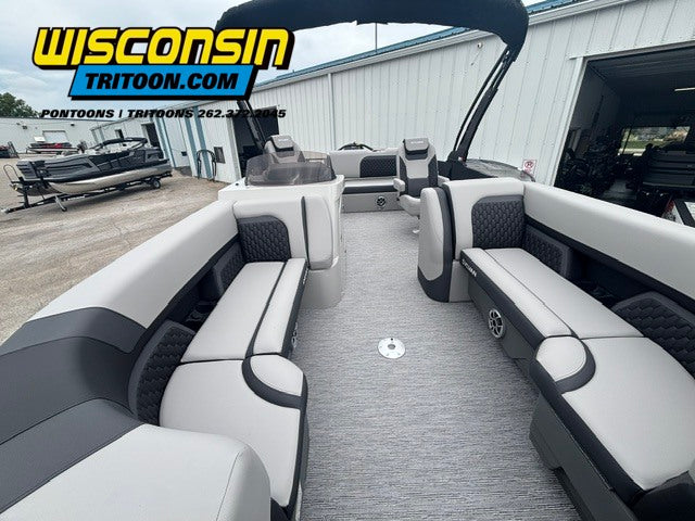 2026 Sylvan 23' L3 ULZ Swingback Sport Arch Platinum Edition Fiberglass Tritoon