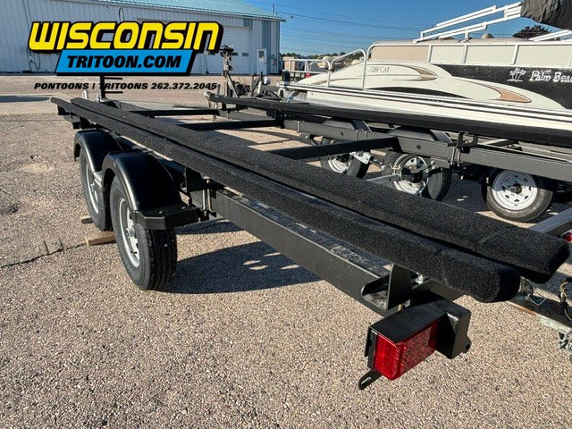 Karavan 1822 Tandem Tritoon Bunk Trailer, 20'-22', 3500 LB Capacity