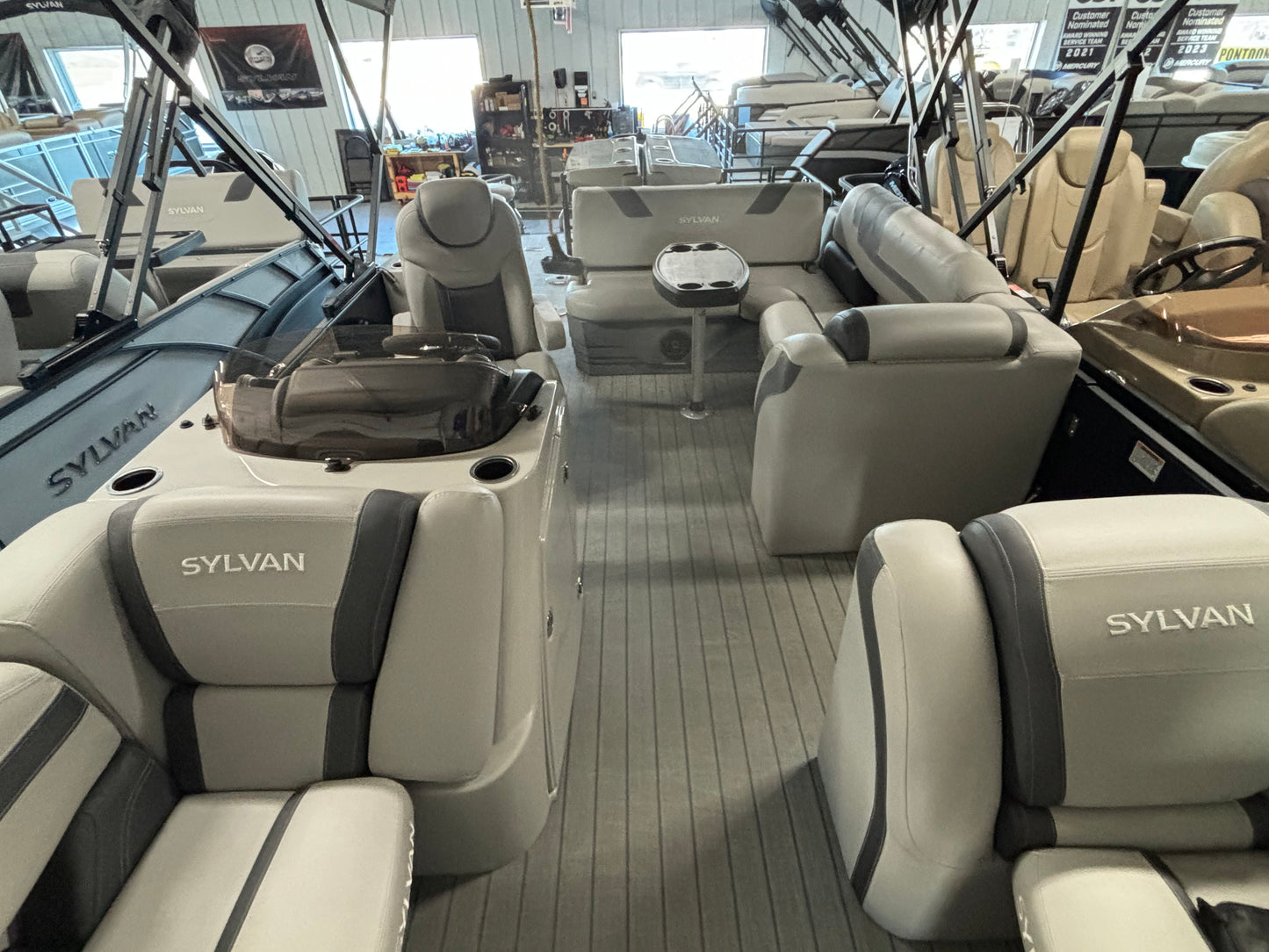 2023 Sylvan 23' L3 DLZ Bar Tritoon With a 150HP Mercury