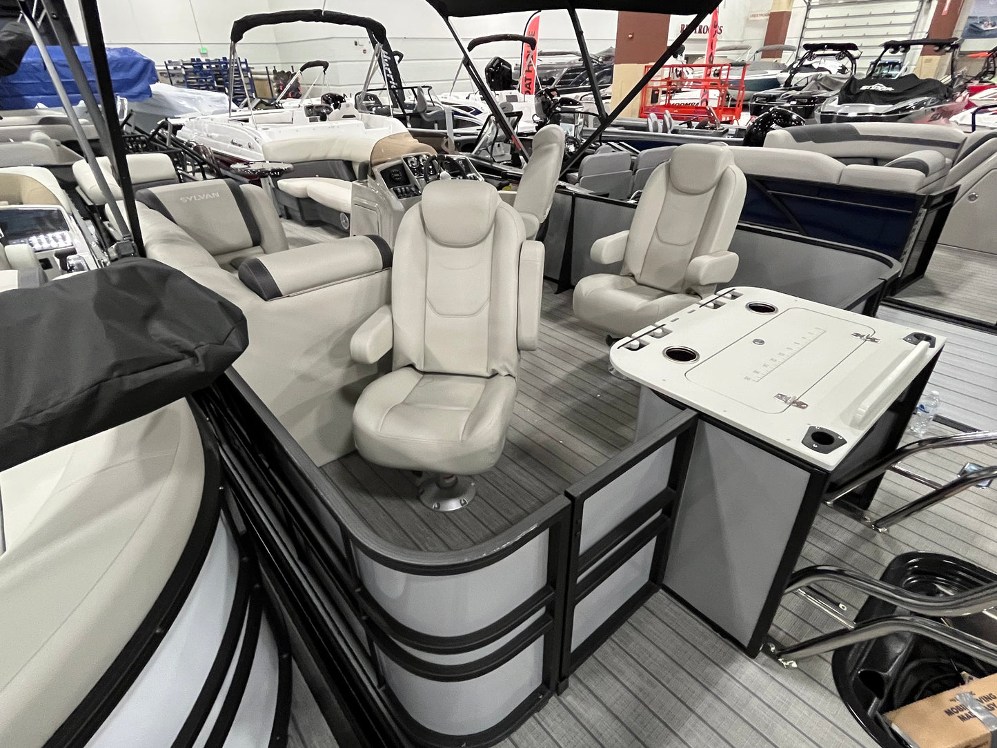 2025 Sylvan 23' Tritoon Mirage X3 Party Fish Mercury 115HP CT