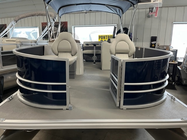 2025 Sylvan 18' Pontoon 818 Mirage Fish With Mercury 60HP CT